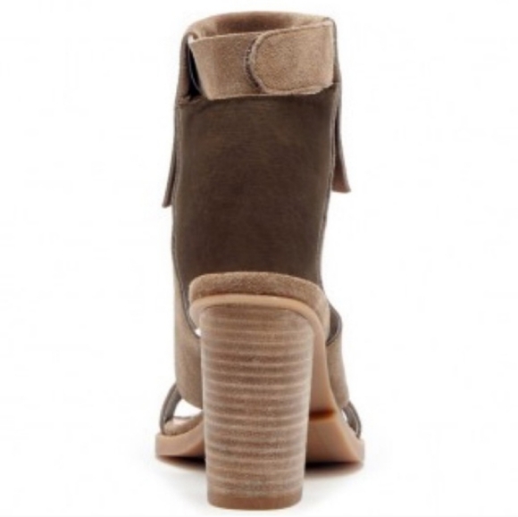 Matisse Hemingway Brown Suede Sandal Heels. Size 9.5 - Picture 4 of 16